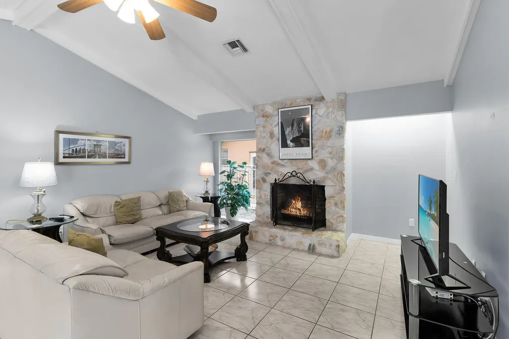 1321 N Collier Boulevard Marco Island FL 34145