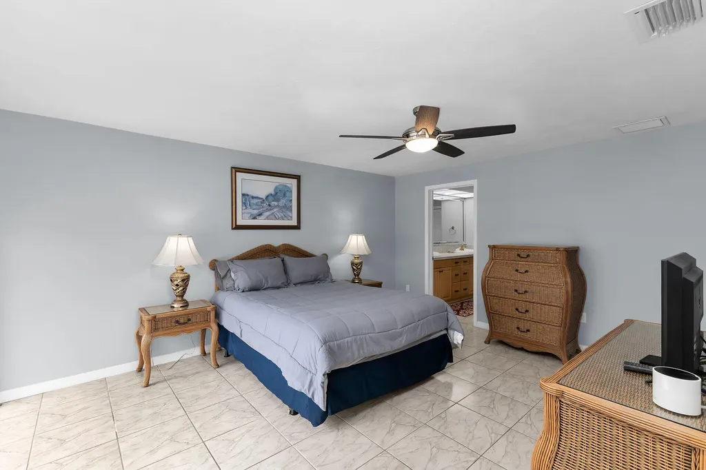 1321 N Collier Boulevard Marco Island FL 34145