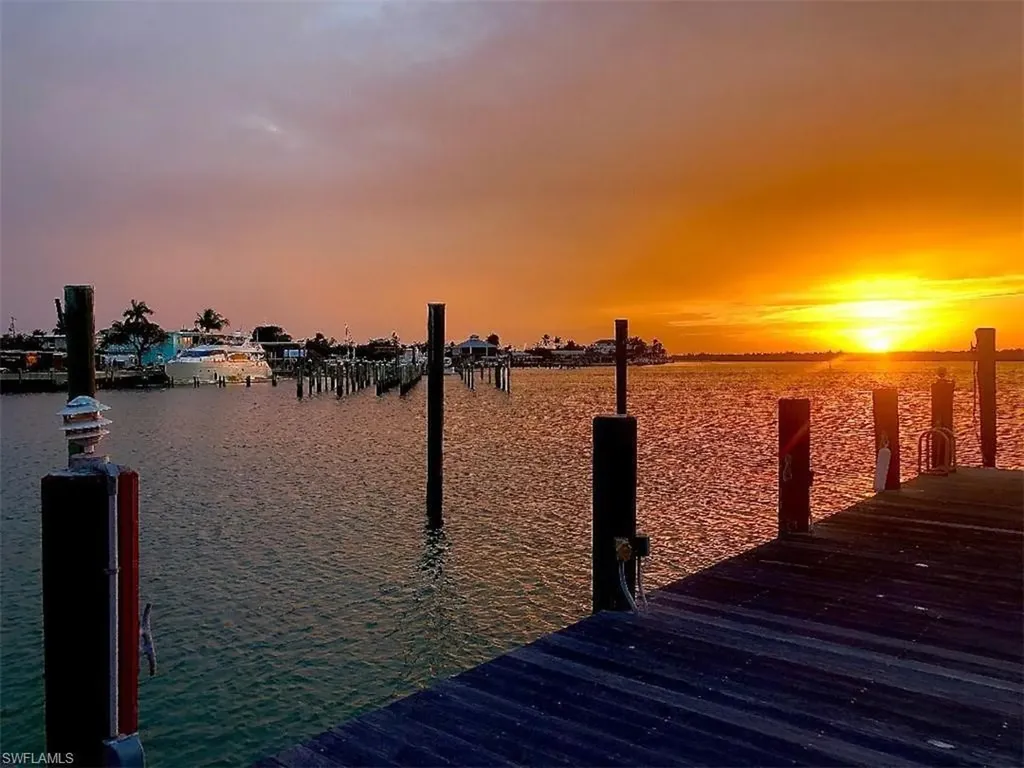 410 Cristobal Street Naples FL 34113