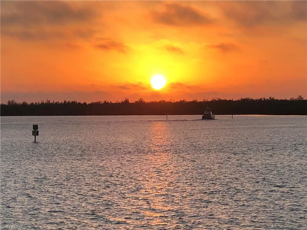 410 Cristobal Street Naples FL 34113