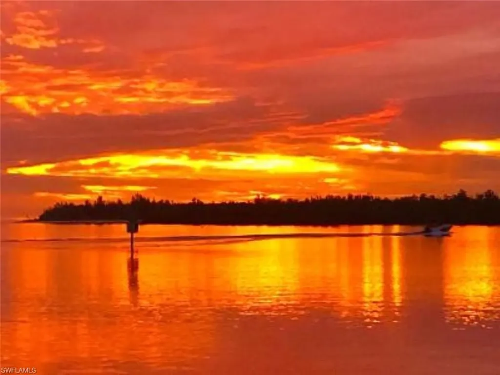 410 Cristobal Street Naples FL 34113