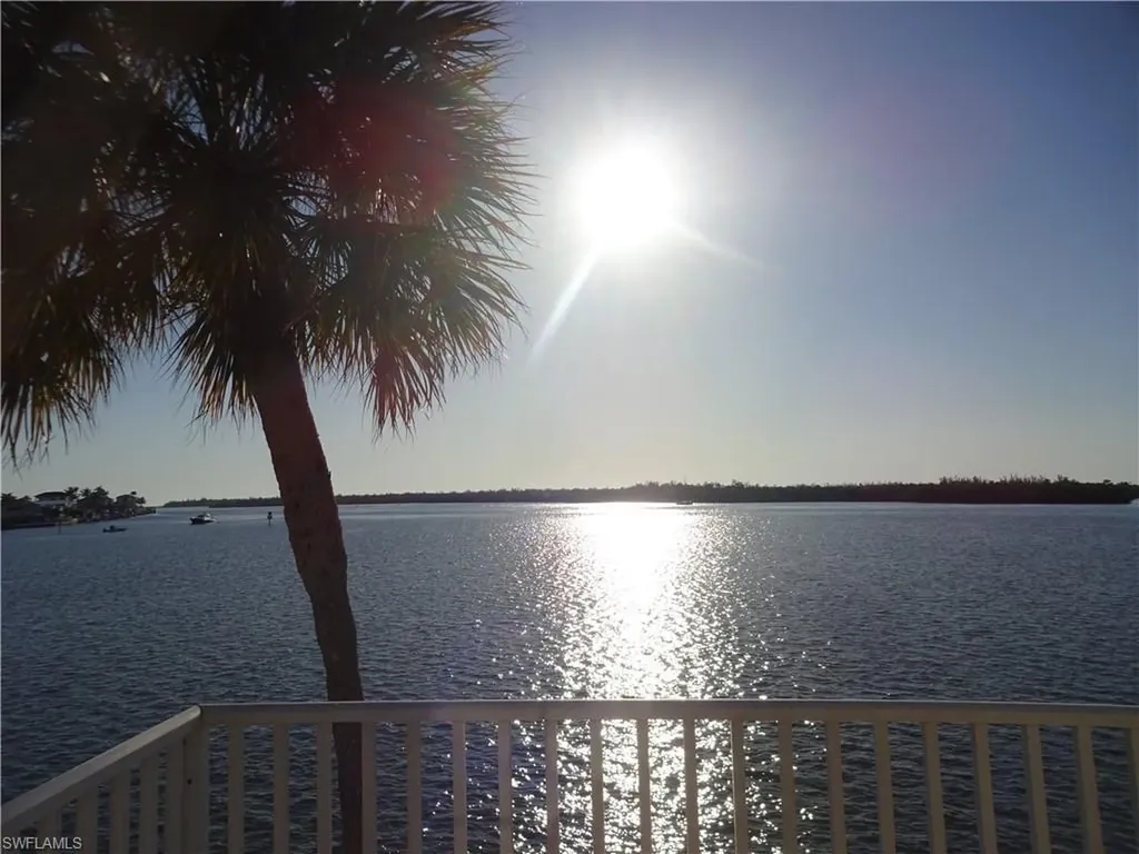 410 Cristobal Street Naples FL 34113