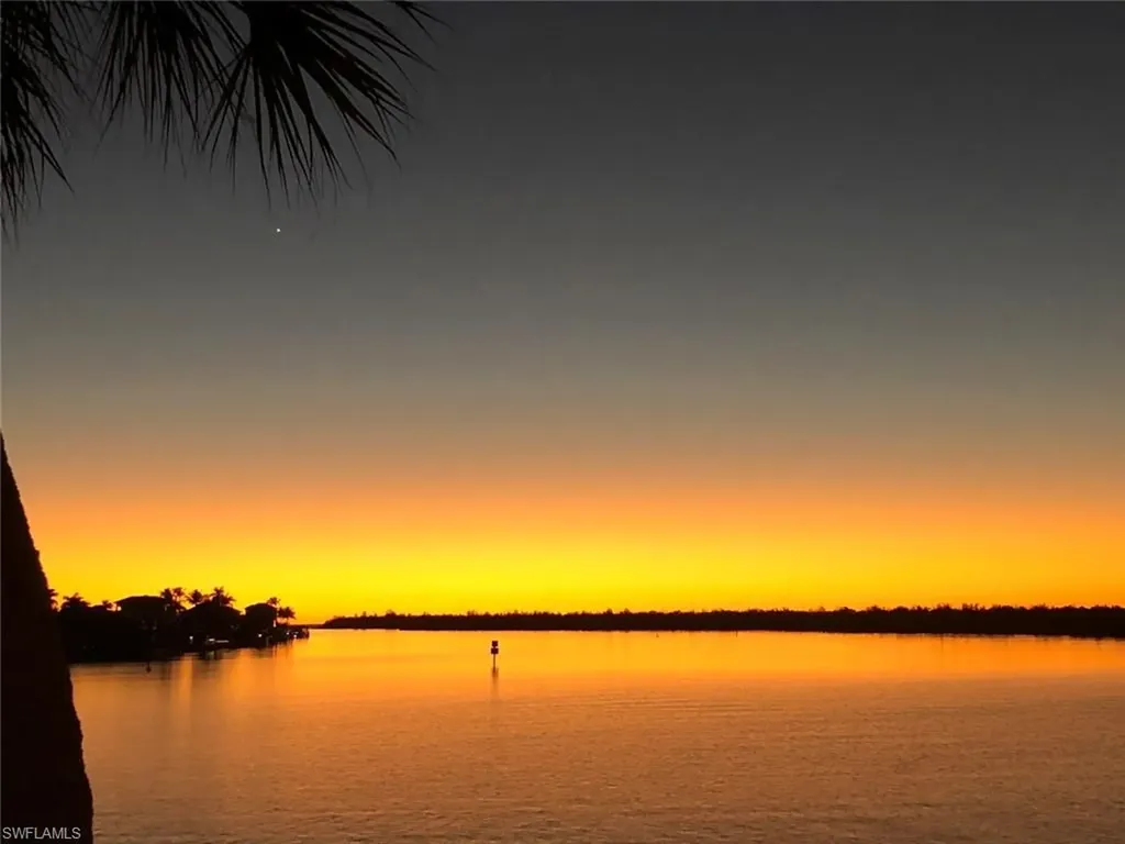 410 Cristobal Street Naples FL 34113