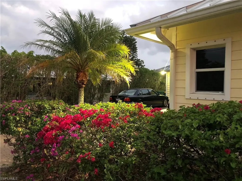 410 Cristobal Street Naples FL 34113