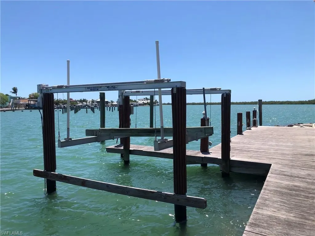 410 Cristobal Street Naples FL 34113