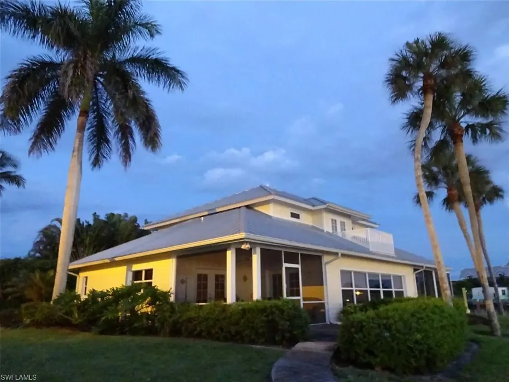 410 Cristobal Street Naples FL 34113