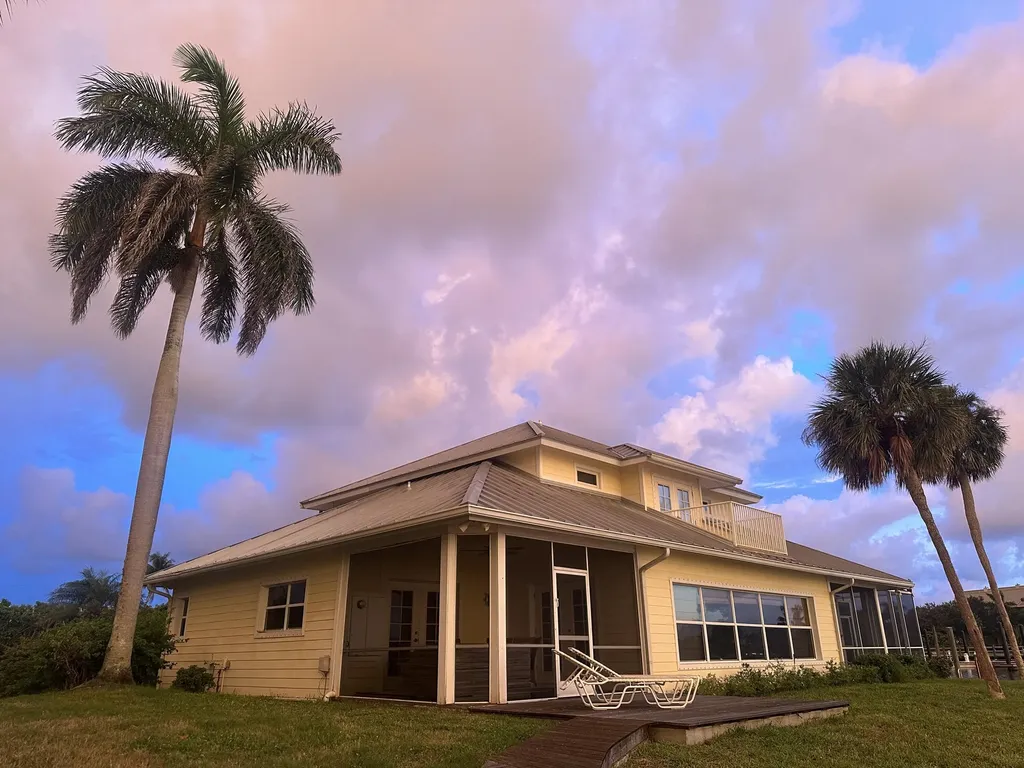 410 Cristobal Street Naples FL 34113