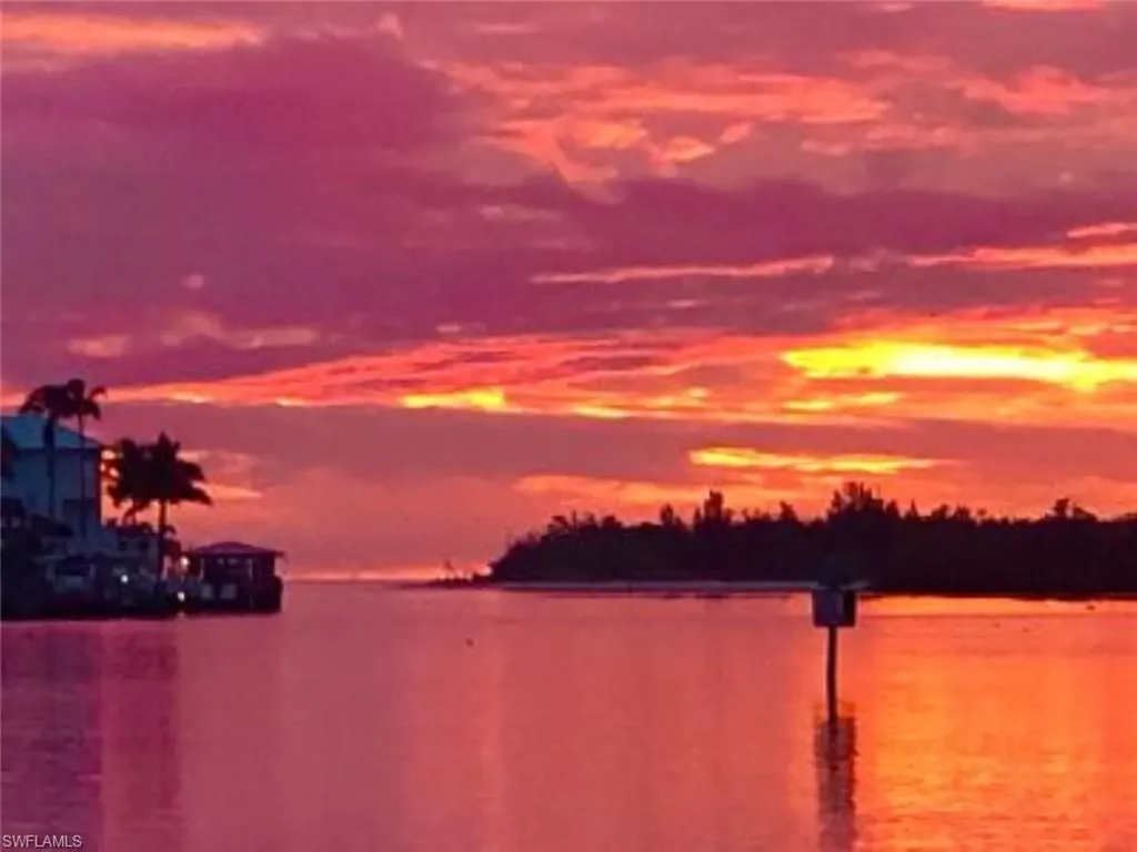 410 Cristobal Street Naples FL 34113