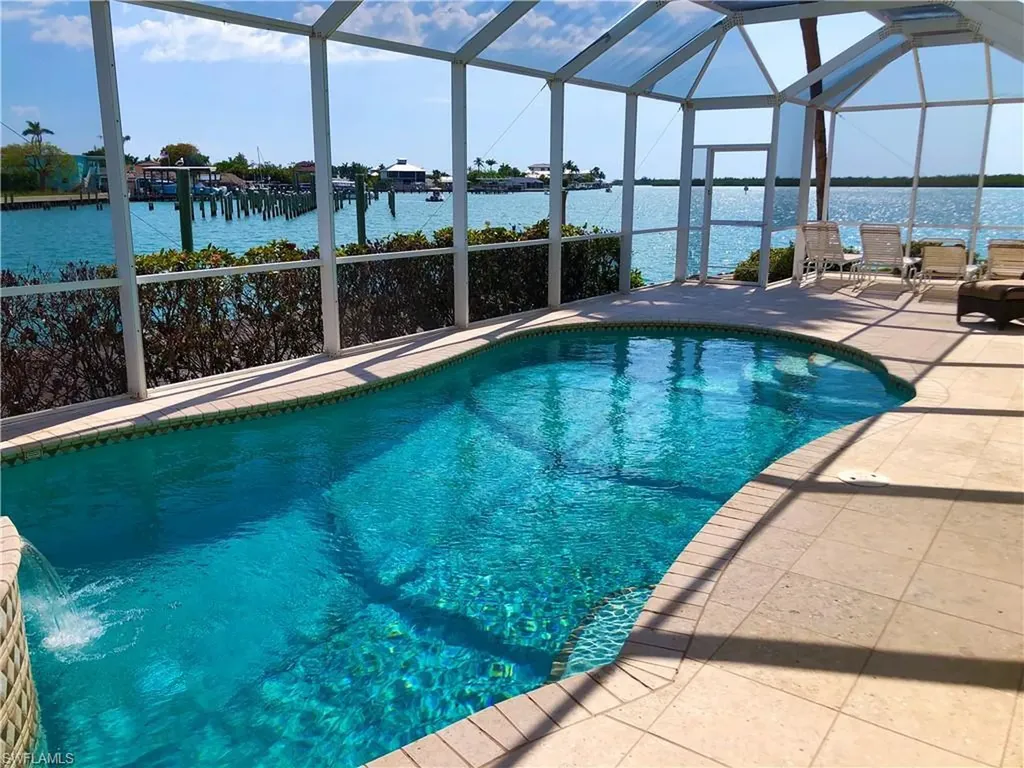 410 Cristobal Street Naples FL 34113