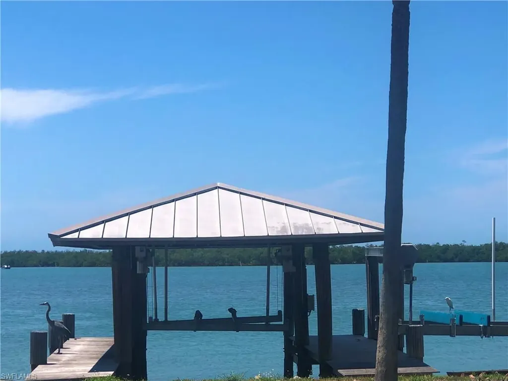 410 Cristobal Street Naples FL 34113