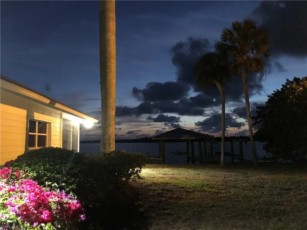 410 Cristobal Street Naples FL 34113