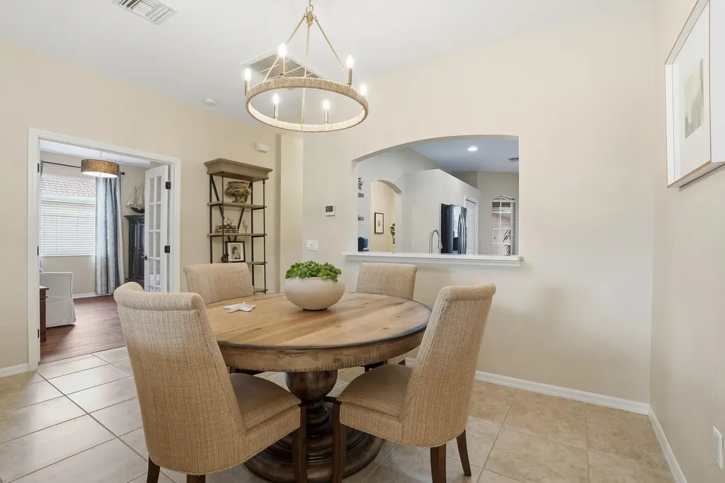 14282 Manchester Drive Naples FL 34114