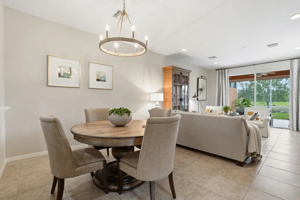 14282 Manchester Drive Naples FL 34114