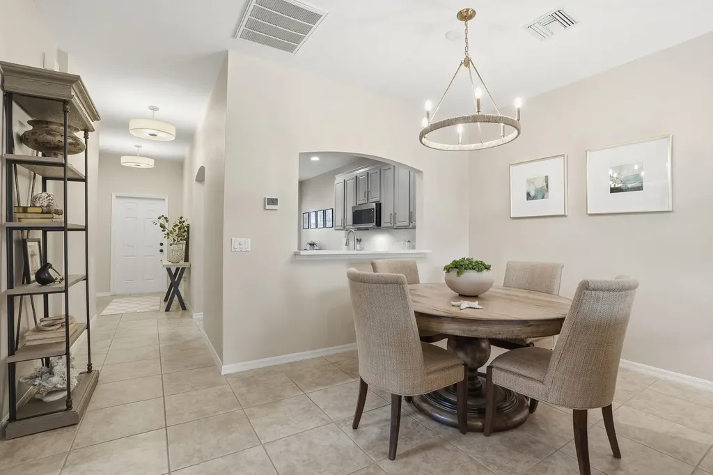 14282 Manchester Drive Naples FL 34114