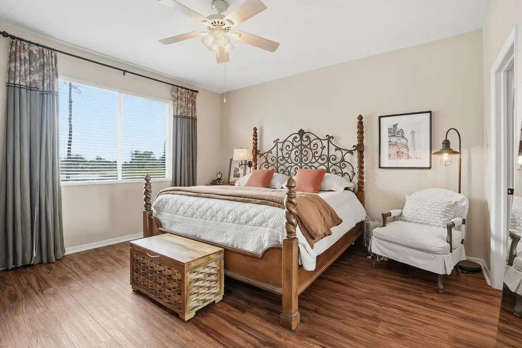 14282 Manchester Drive Naples FL 34114