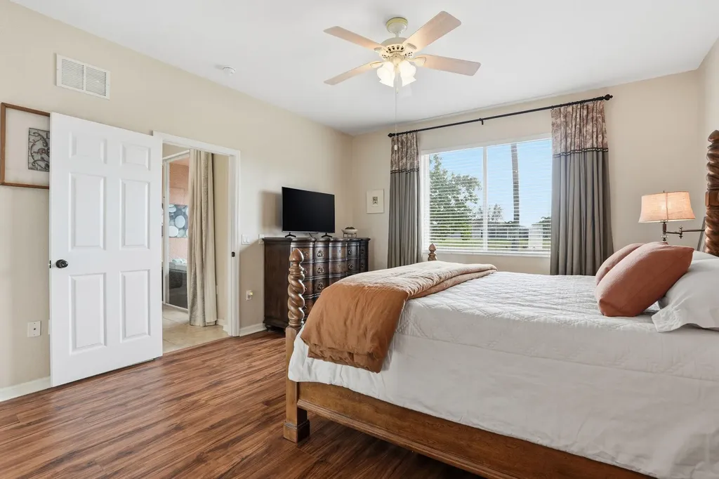 14282 Manchester Drive Naples FL 34114