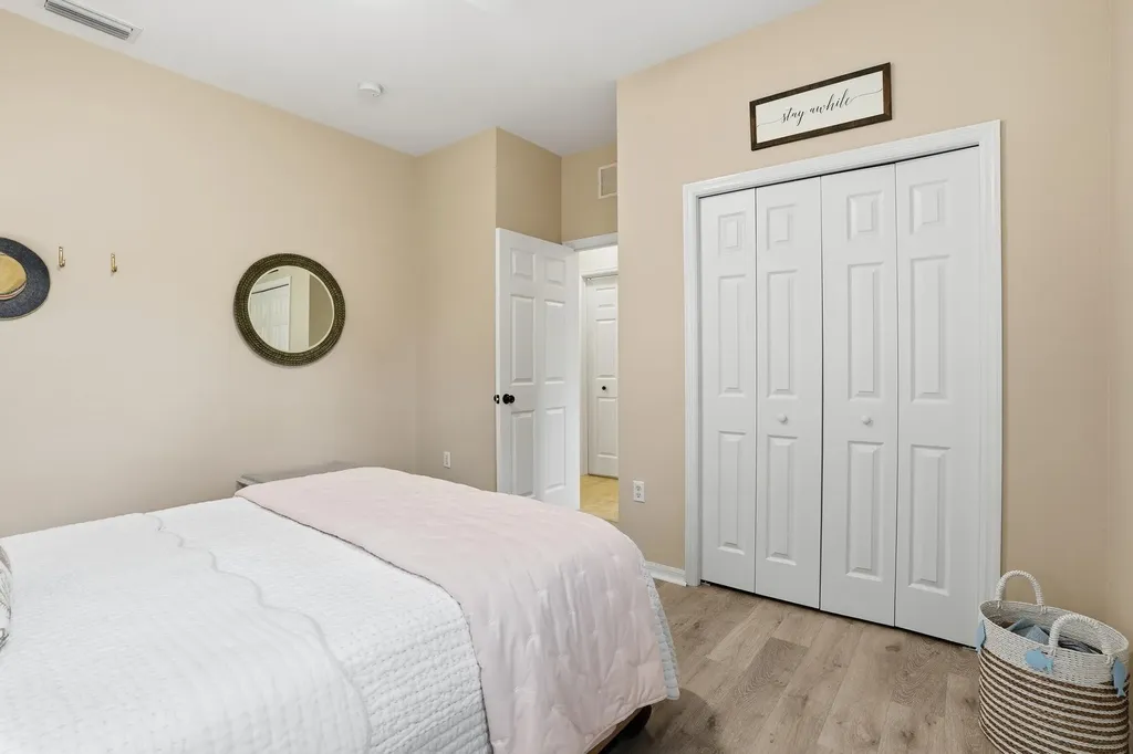 14282 Manchester Drive Naples FL 34114