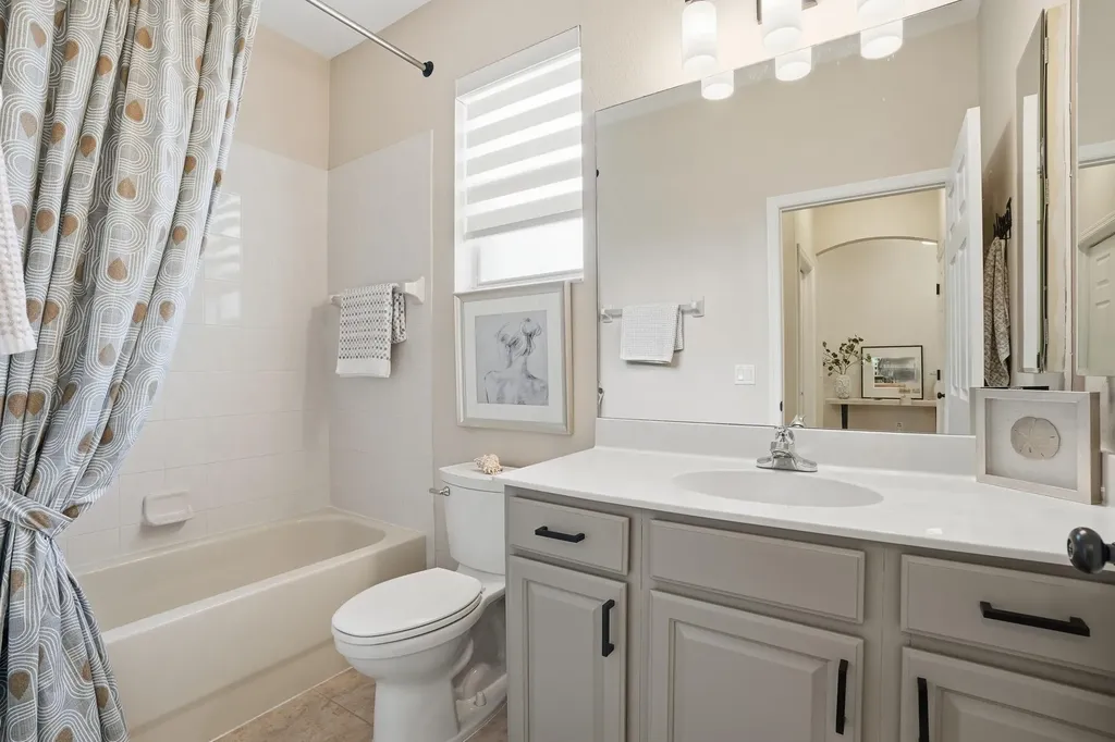 14282 Manchester Drive Naples FL 34114