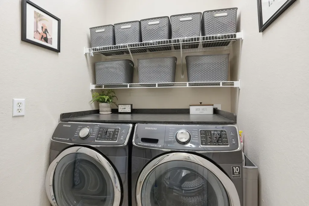 14282 Manchester Drive Naples FL 34114