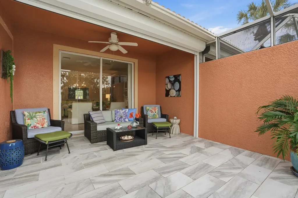 14282 Manchester Drive Naples FL 34114