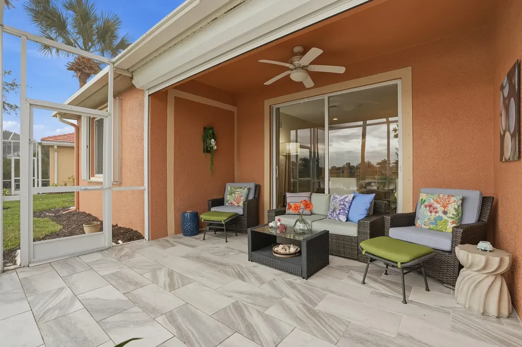 14282 Manchester Drive Naples FL 34114