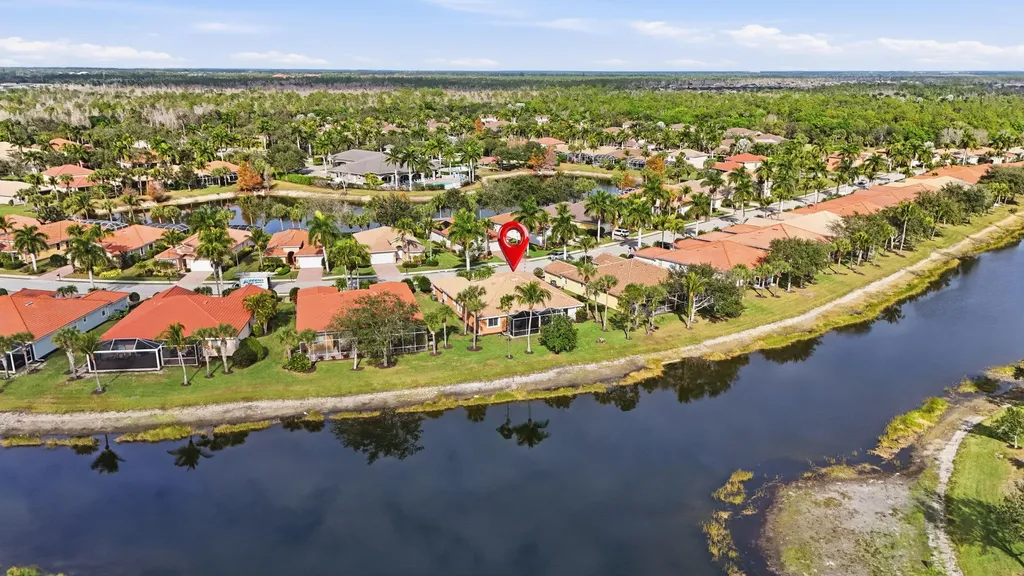 14282 Manchester Drive Naples FL 34114