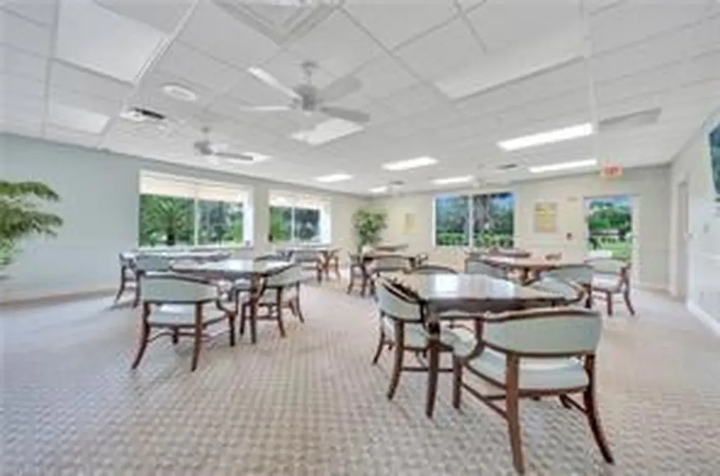 14282 Manchester Drive Naples FL 34114