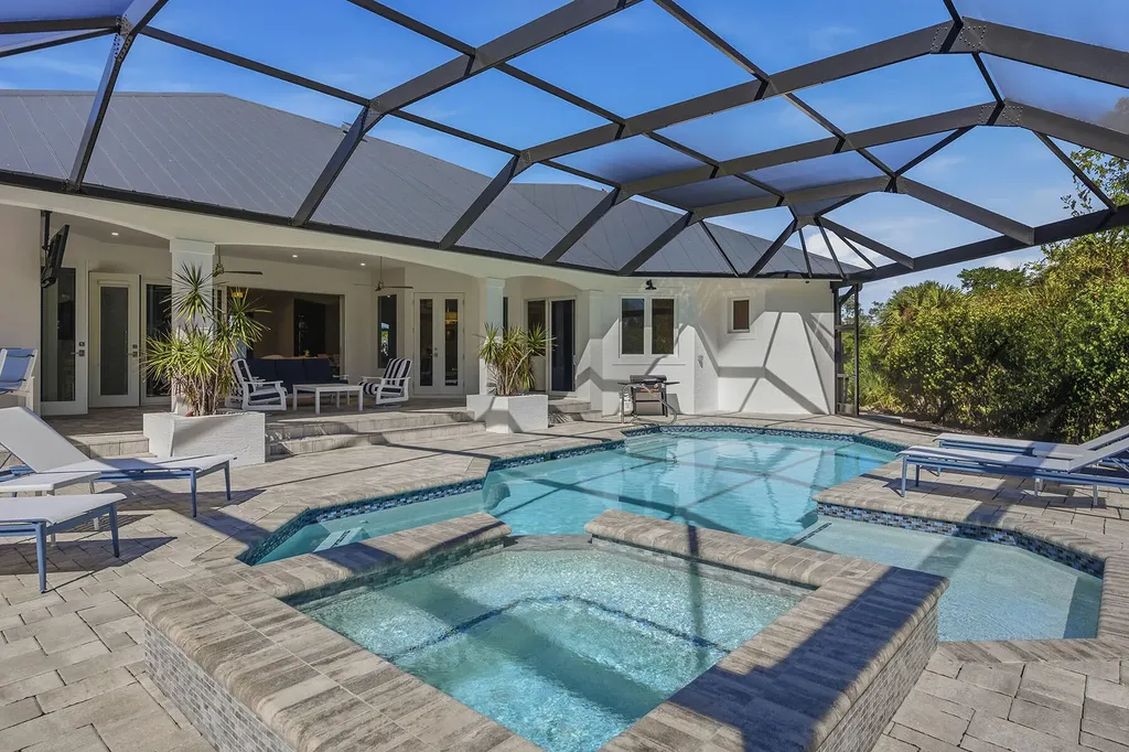 535 Inlet Drive Marco Island FL 34145