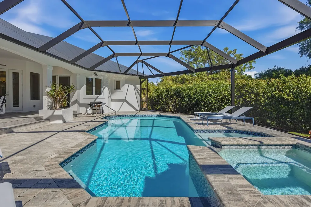 535 Inlet Drive Marco Island FL 34145