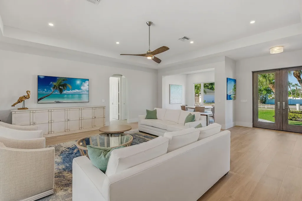 535 Inlet Drive Marco Island FL 34145