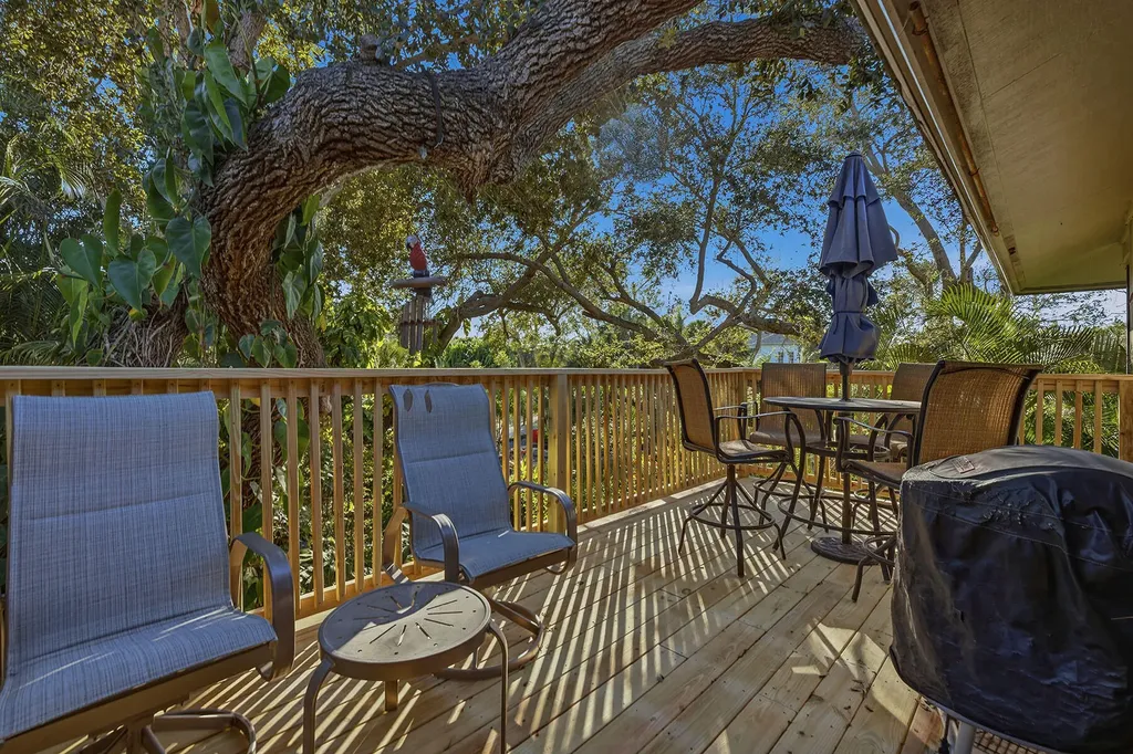 386 Live Oak Lane Marco Island FL 34145