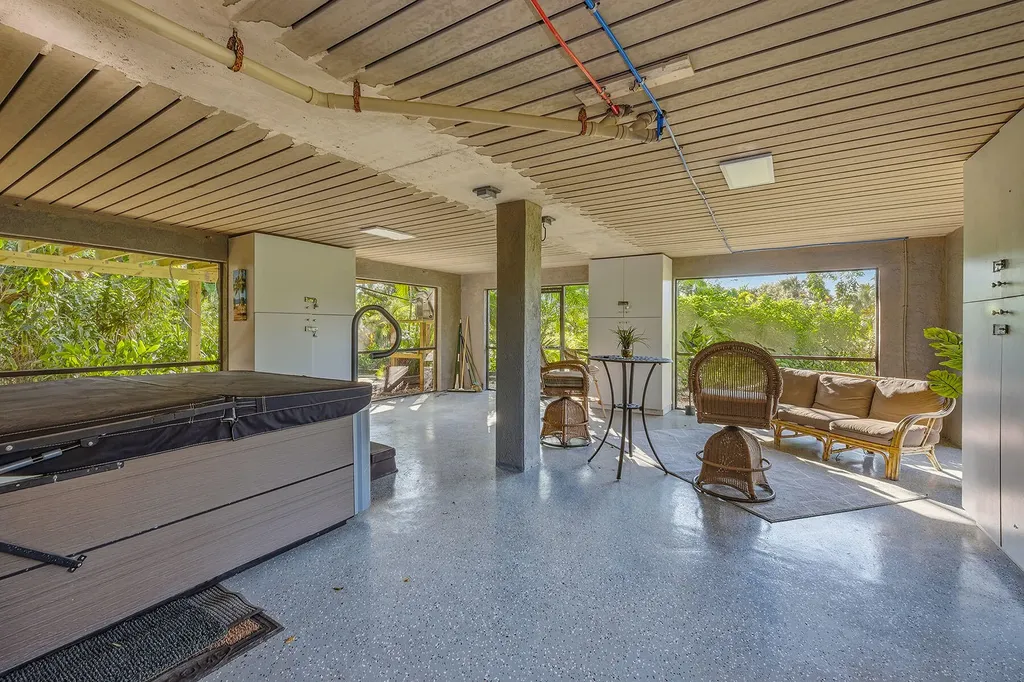 386 Live Oak Lane Marco Island FL 34145