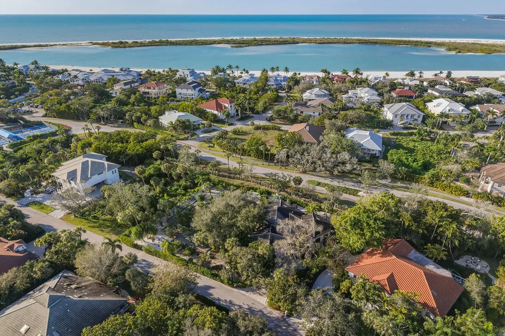 386 Live Oak Lane Marco Island FL 34145