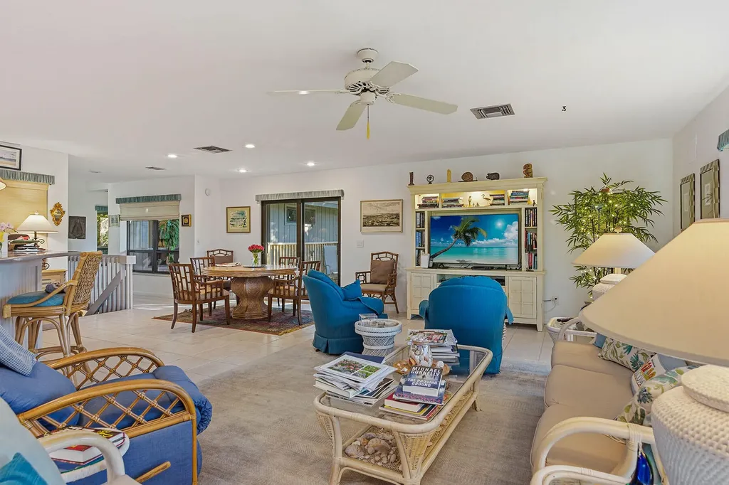 386 Live Oak Lane Marco Island FL 34145