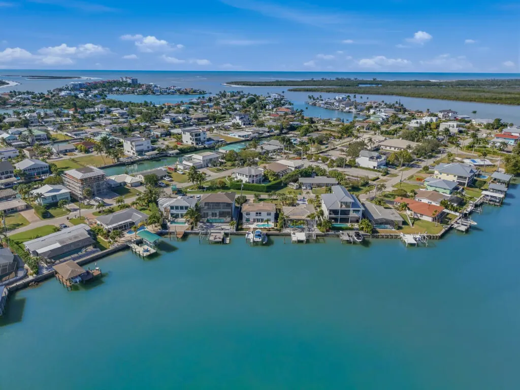 141 Pago Pago Drive E Naples FL 34113