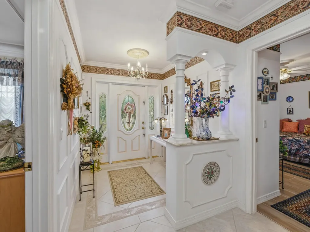 141 Pago Pago Drive E Naples FL 34113