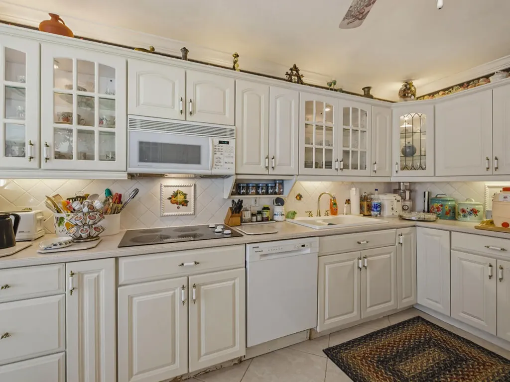 141 Pago Pago Drive E Naples FL 34113