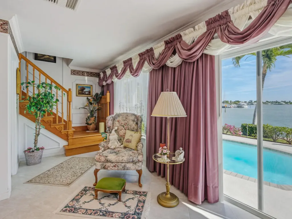 141 Pago Pago Drive E Naples FL 34113