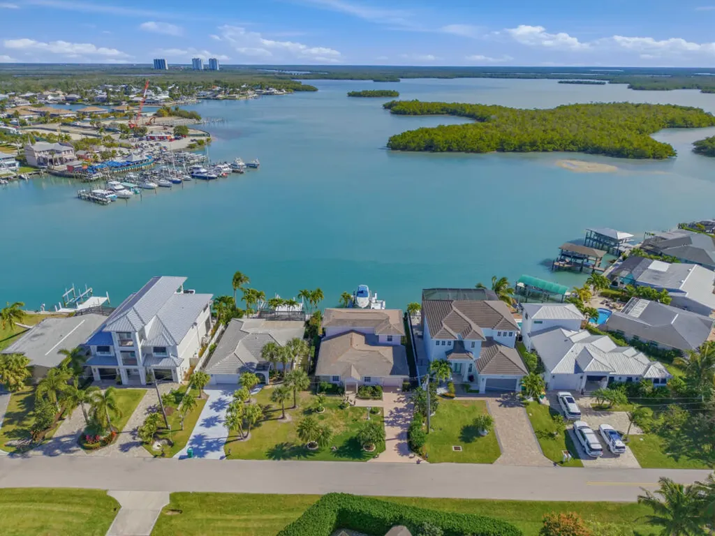 141 Pago Pago Drive E Naples FL 34113