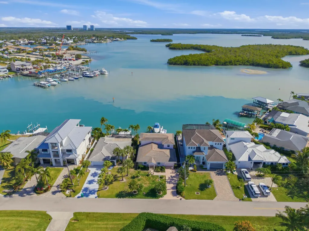 141 Pago Pago Drive E Naples FL 34113