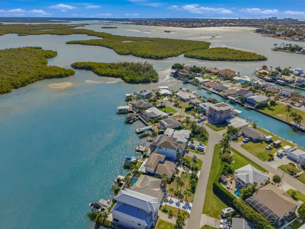 141 Pago Pago Drive E Naples FL 34113