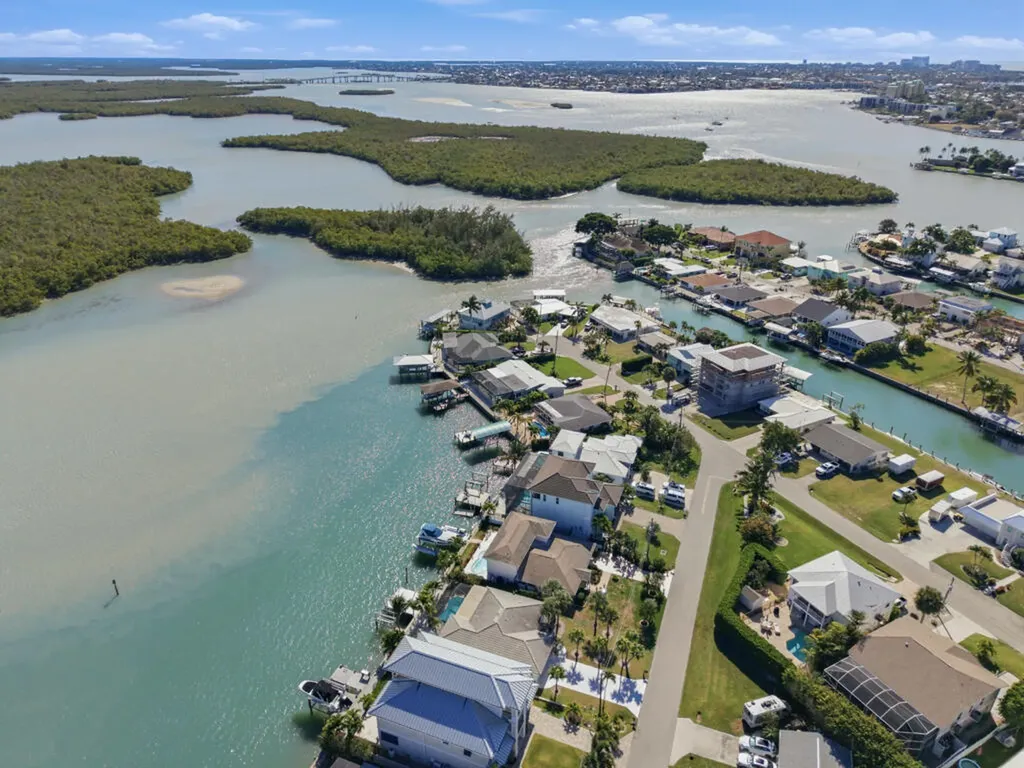 141 Pago Pago Drive E Naples FL 34113