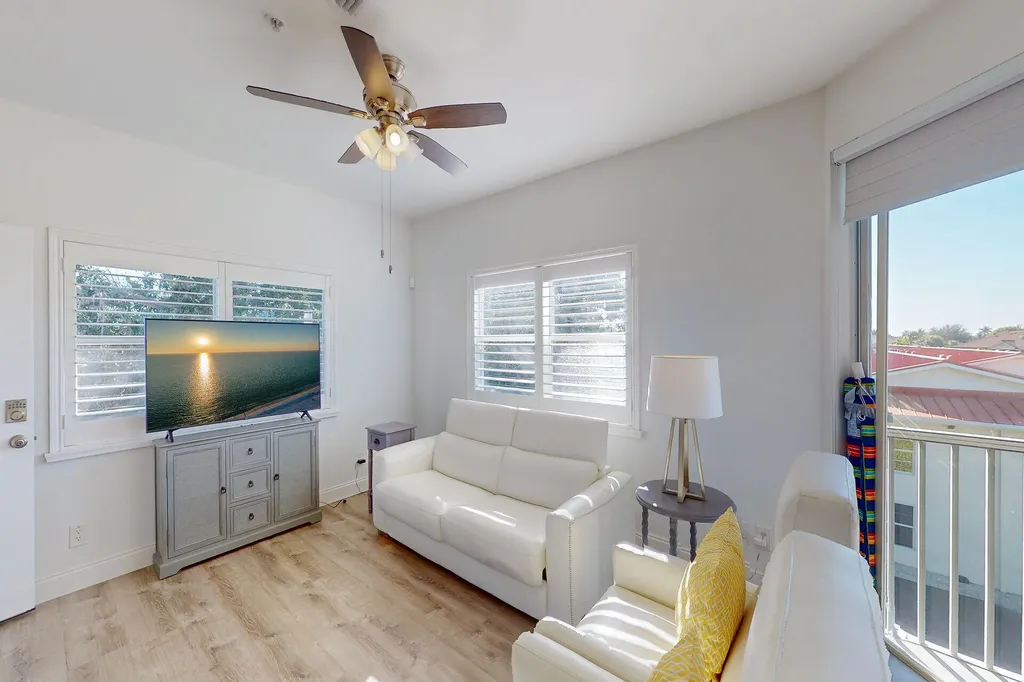 1136 Bald Eagle Drive Marco Island FL 34145