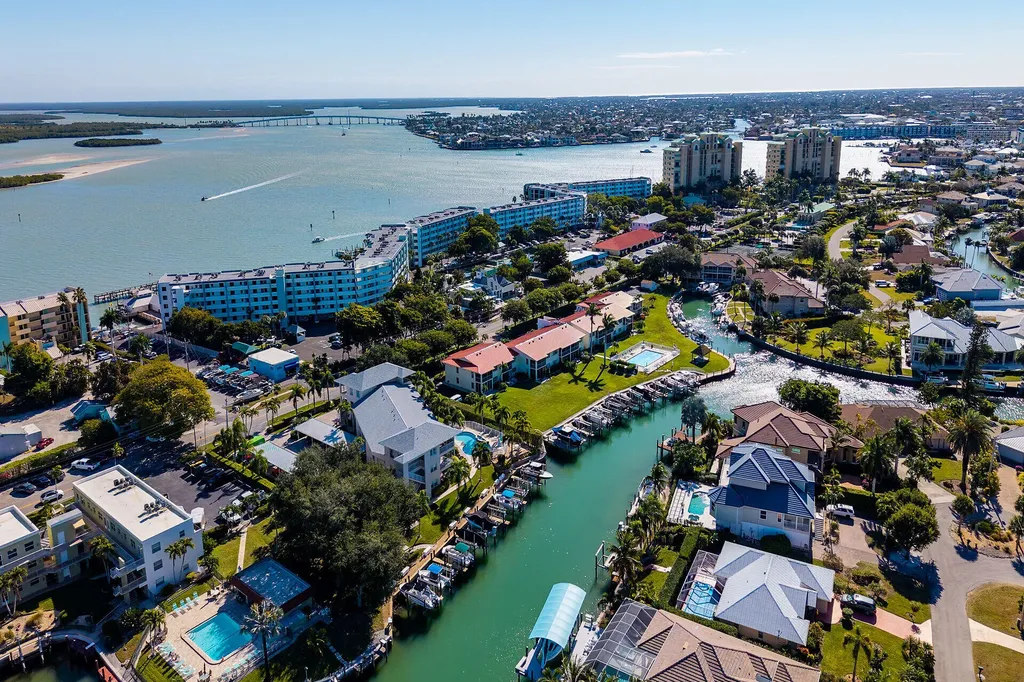 1136 Bald Eagle Drive Marco Island FL 34145