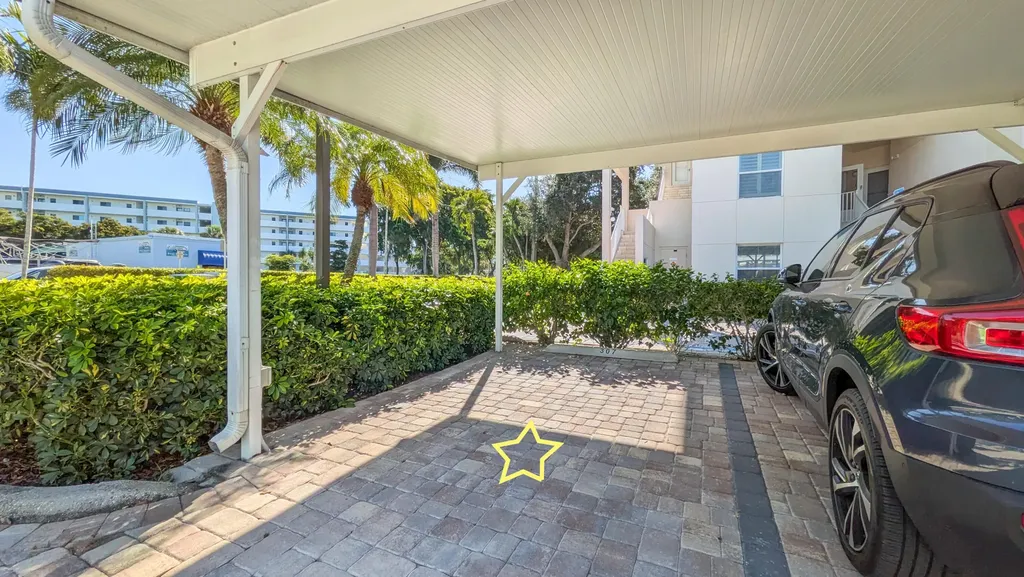 1136 Bald Eagle Drive Marco Island FL 34145