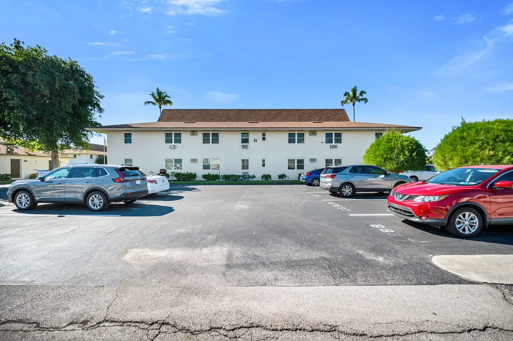 235 Seaview Court Marco Island FL 34145