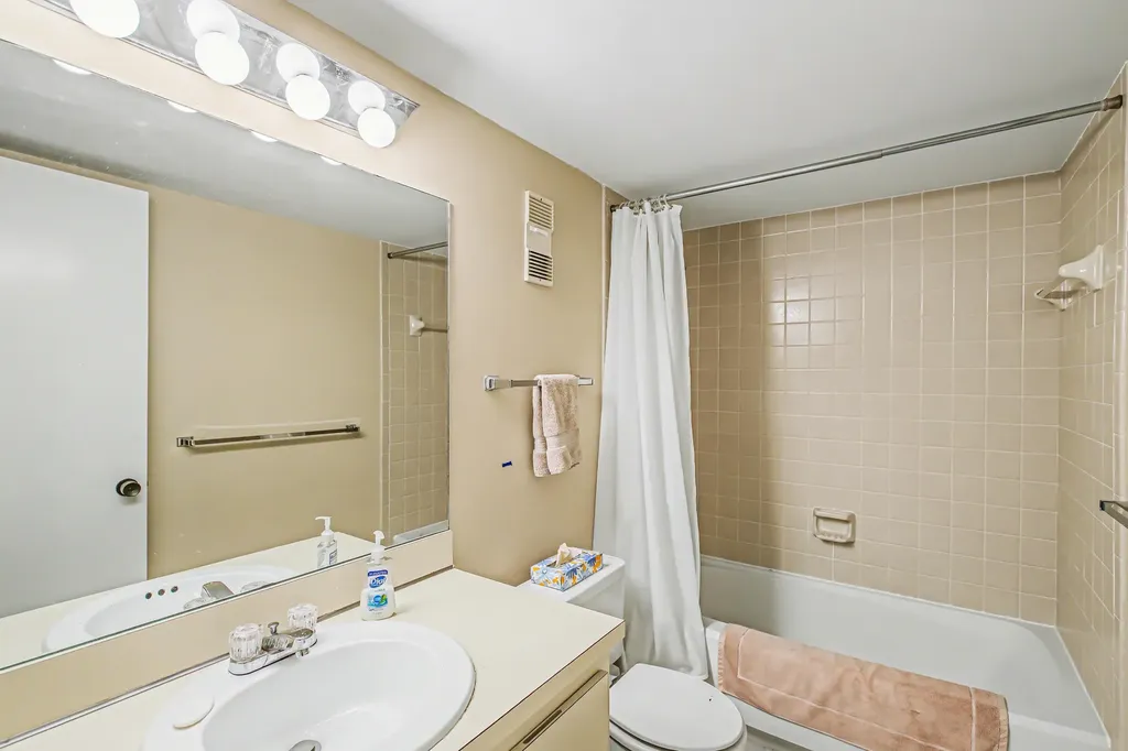 260 Seaview Court Marco Island FL 34145