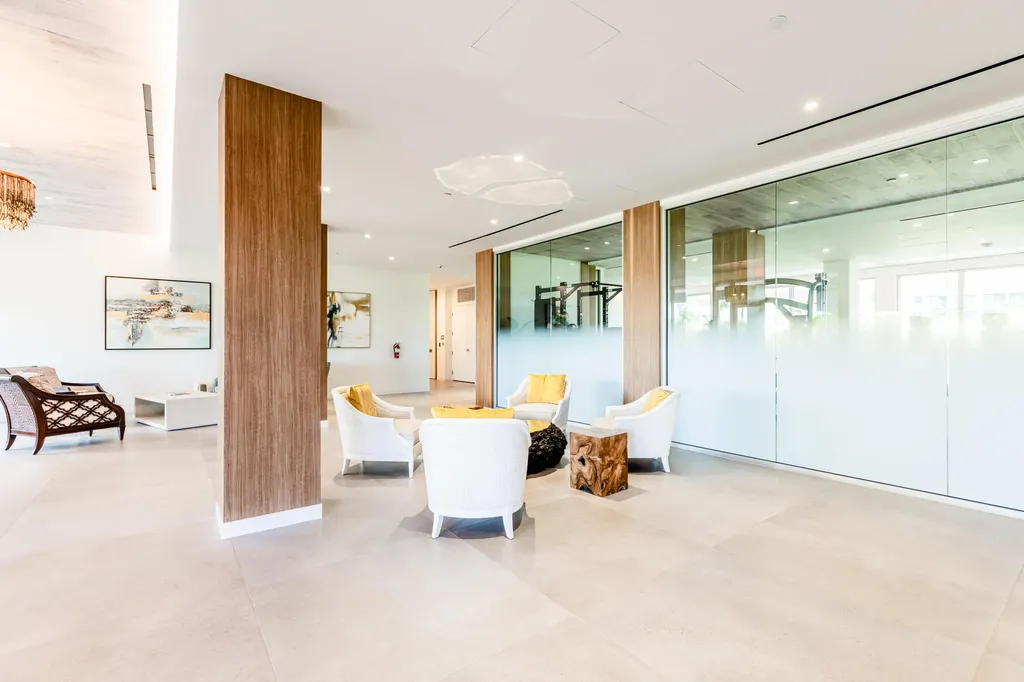 260 Seaview Court Marco Island FL 34145