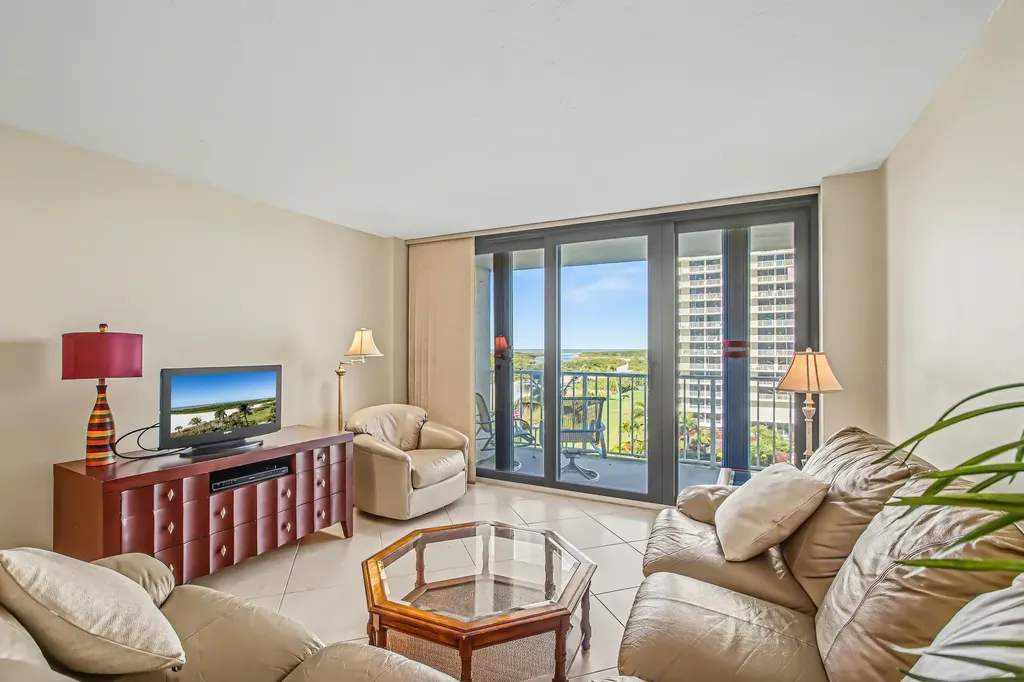 260 Seaview Court Marco Island FL 34145