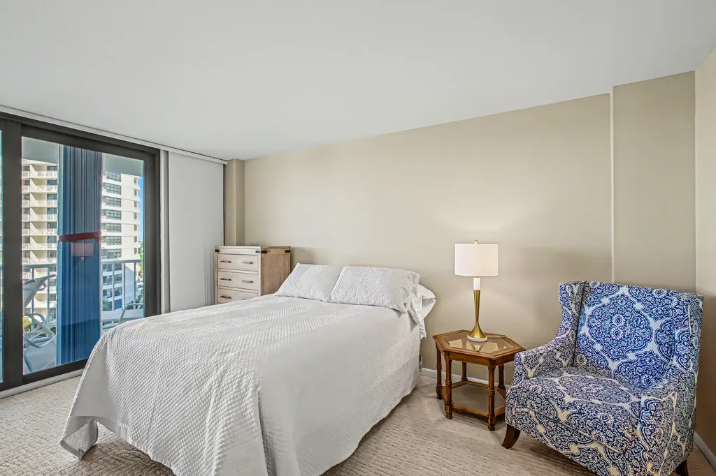 260 Seaview Court Marco Island FL 34145